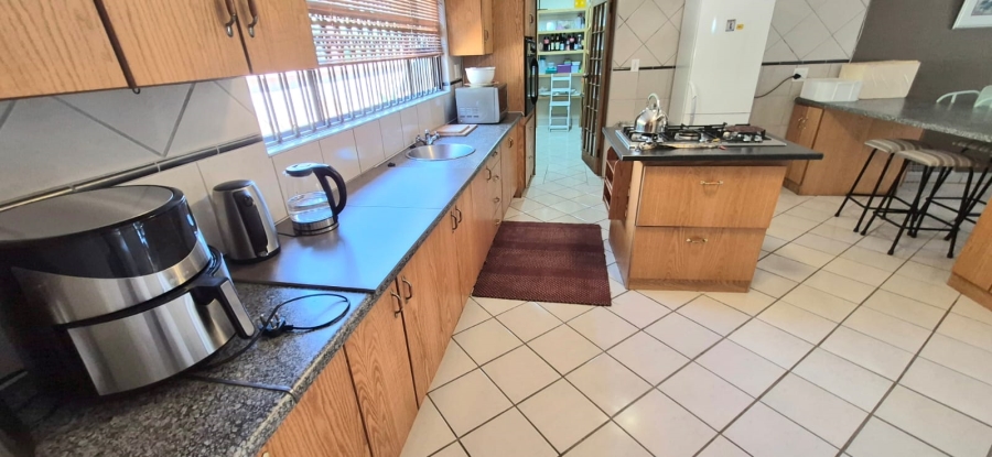 11 Bedroom Property for Sale in Groot Marico North West